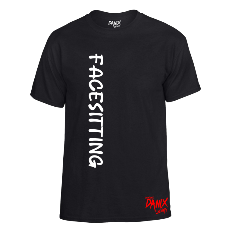 Tshirt Facesitting
